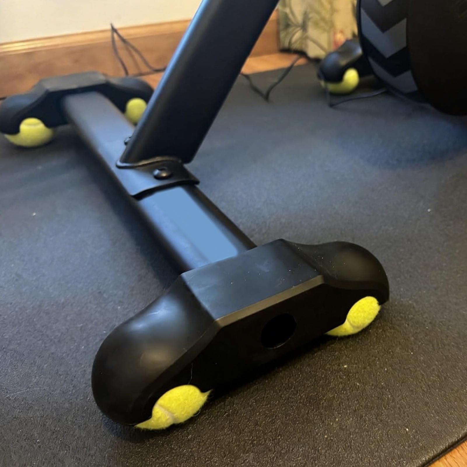 Home Gym Kit - 足音低減キットバイクトレーナーロッカーテニスボール付き振動減衰トレーナーアクセサリーホームジムリビングルーム用