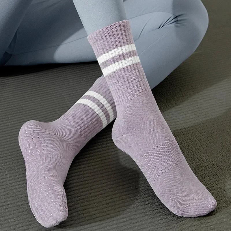 1/2ペアの滑り止めスポーツソックス、女性用プロフェッショナ - Home Gym Floor のレビューと価格