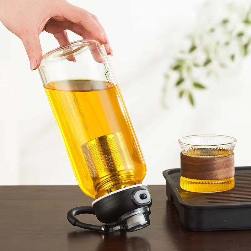 800/2500ml 大型ガラス製ウォーターボトル、ロック式 - Kettler Home Gym のレビューと価格